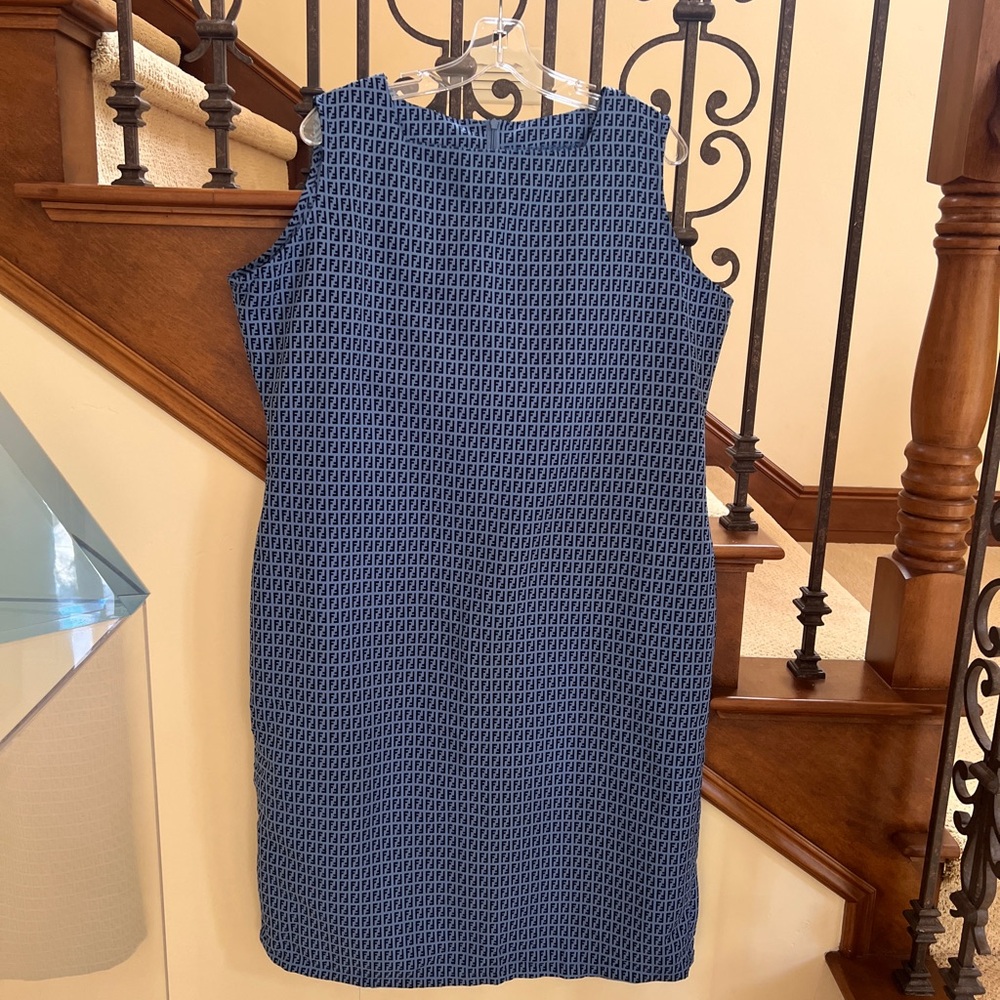 Fendy print Sleeveless Blue Patterned Shift Dress